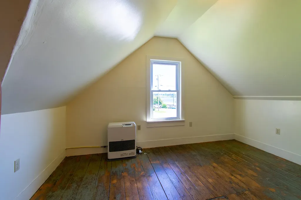 48 Front Street Rockland ME 04841