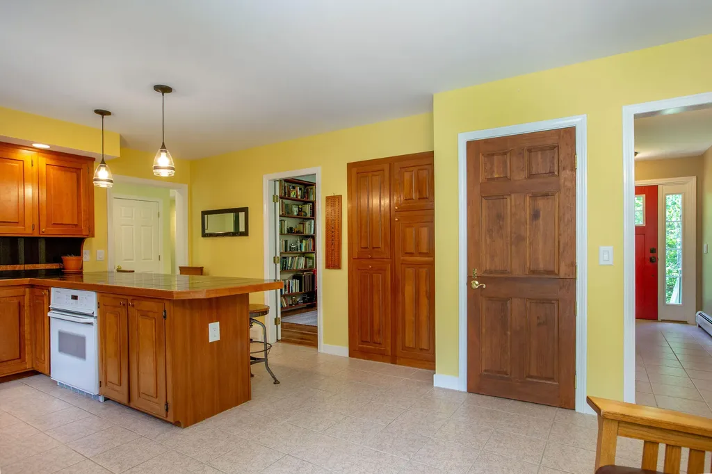 68 Willow Lane Wiscasset ME 04578