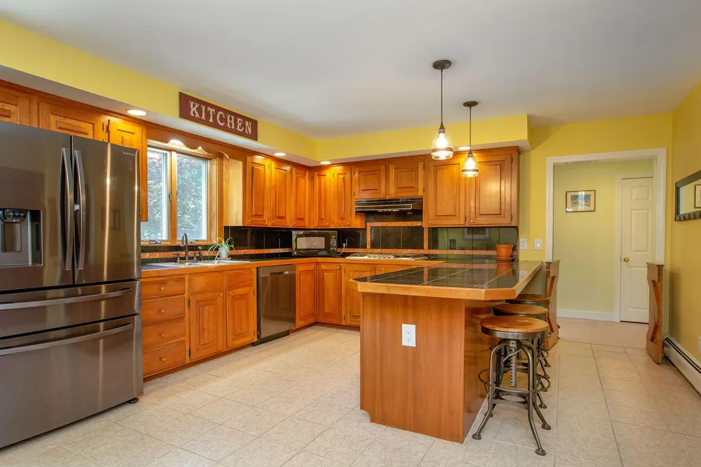 68 Willow Lane Wiscasset ME 04578