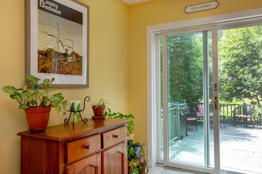 68 Willow Lane Wiscasset ME 04578