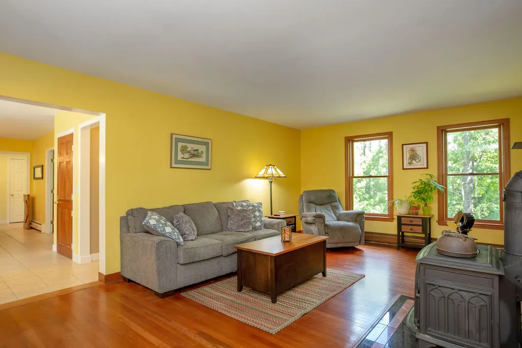 68 Willow Lane Wiscasset ME 04578