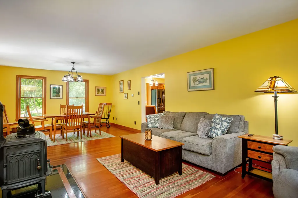 68 Willow Lane Wiscasset ME 04578