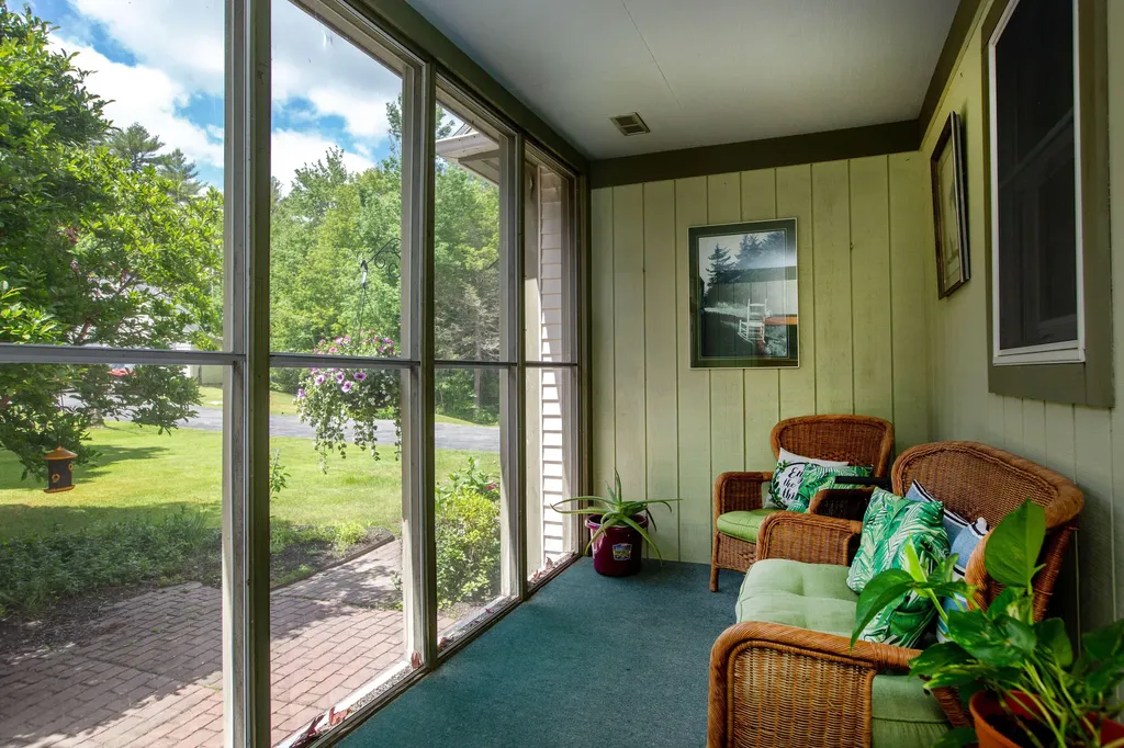 68 Willow Lane Wiscasset ME 04578