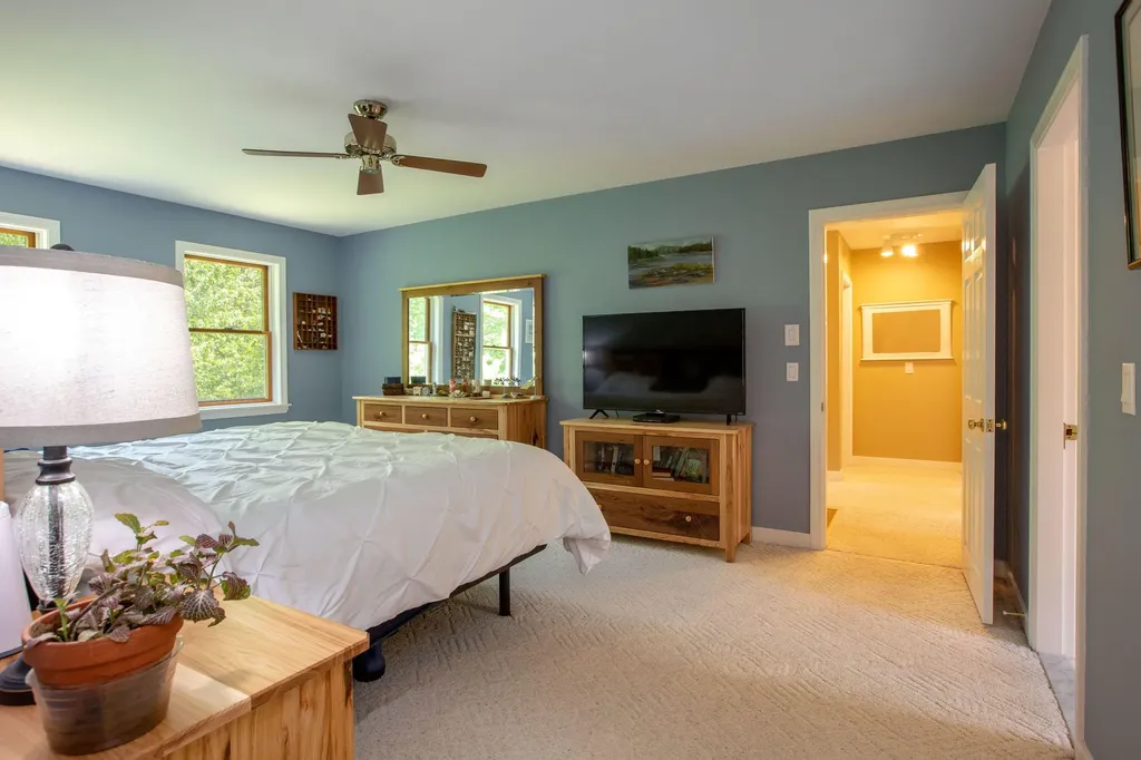 68 Willow Lane Wiscasset ME 04578