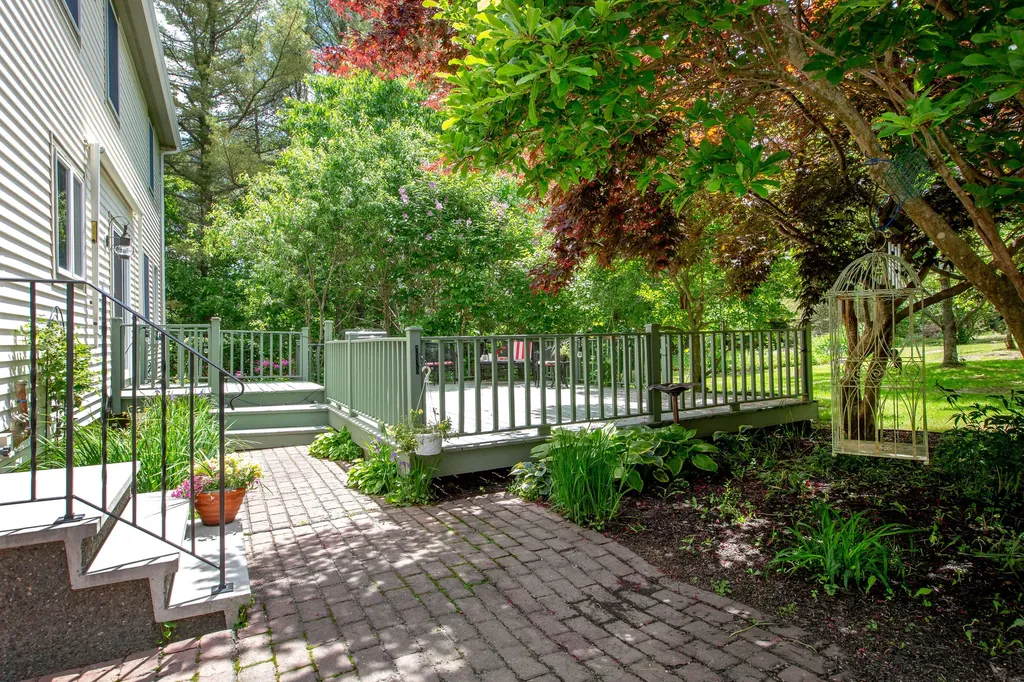68 Willow Lane Wiscasset ME 04578