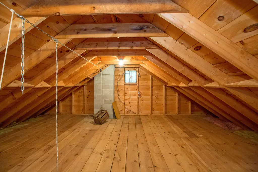 68 Willow Lane Wiscasset ME 04578