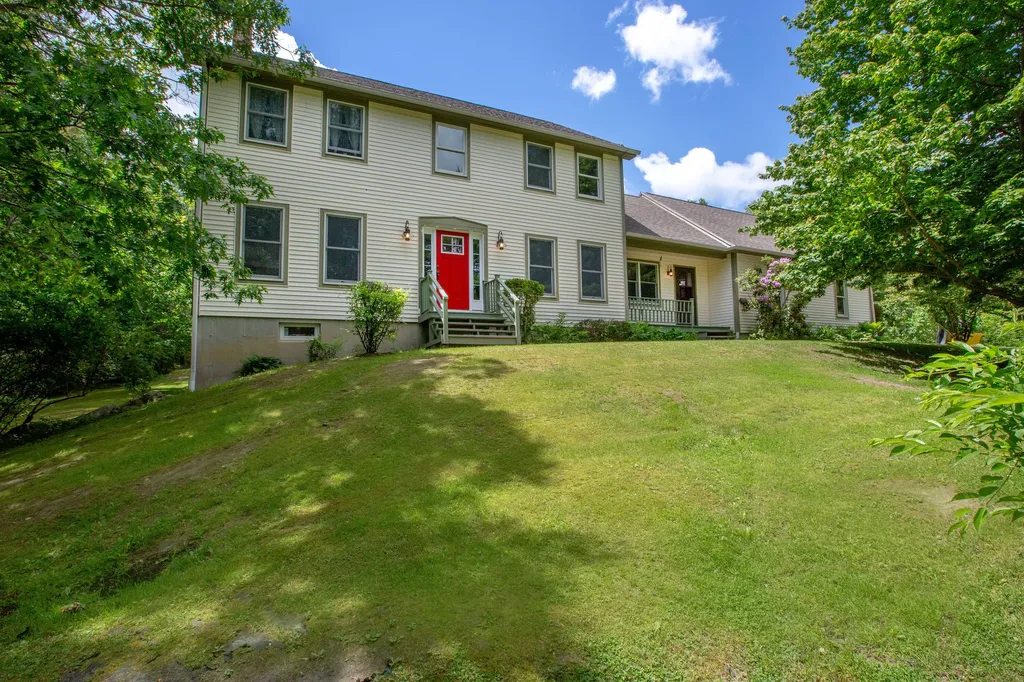 68 Willow Lane Wiscasset ME 04578