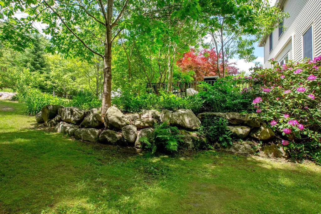 68 Willow Lane Wiscasset ME 04578