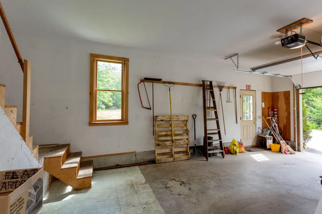68 Willow Lane Wiscasset ME 04578
