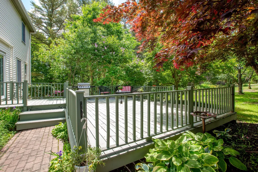 68 Willow Lane Wiscasset ME 04578