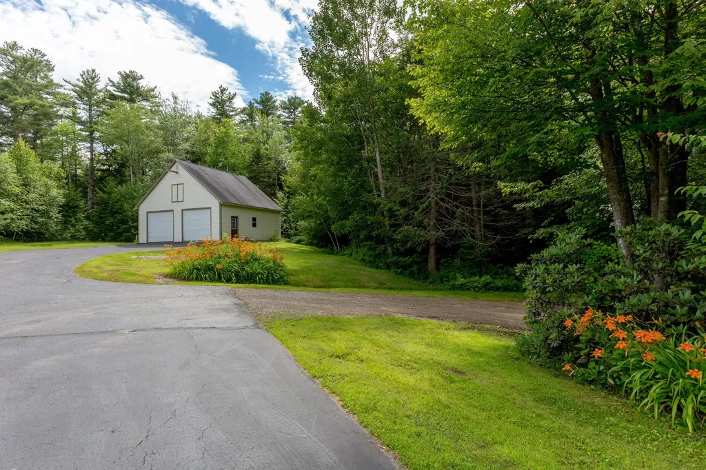 68 Willow Lane Wiscasset ME 04578