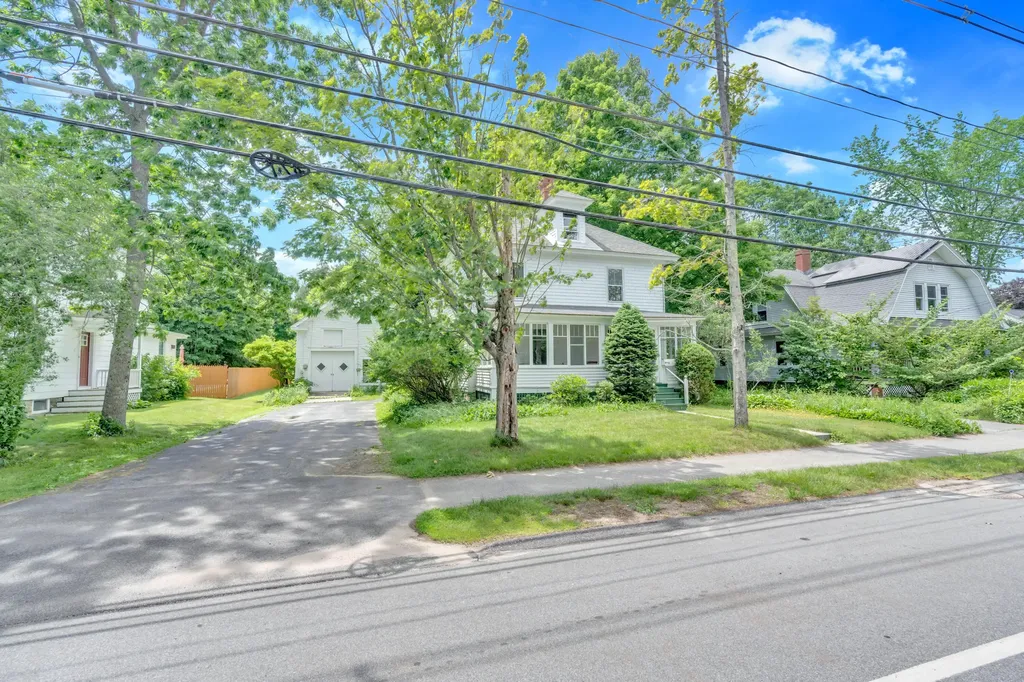 85 South Street Gorham ME 04038