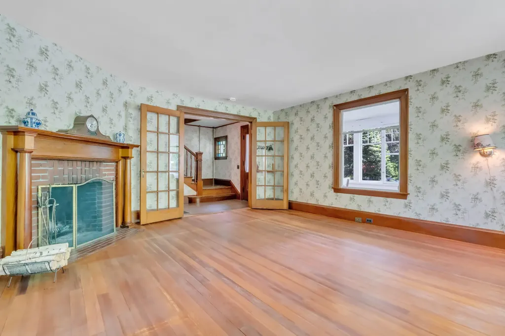 85 South Street Gorham ME 04038