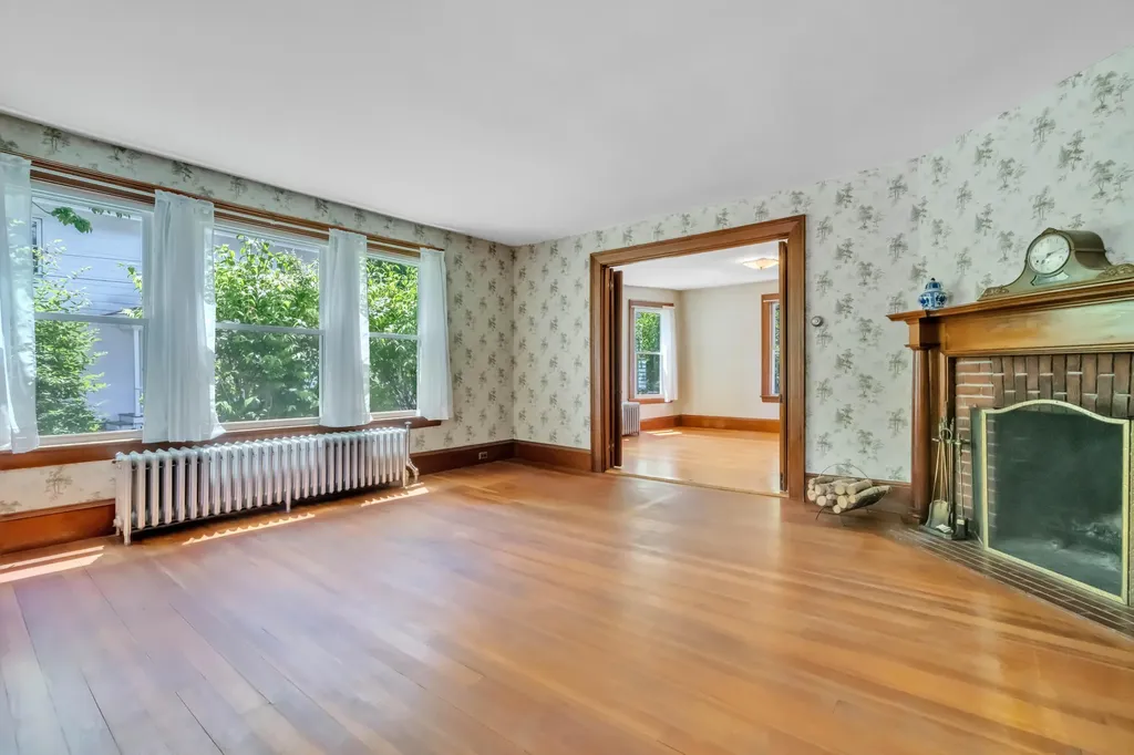 85 South Street Gorham ME 04038