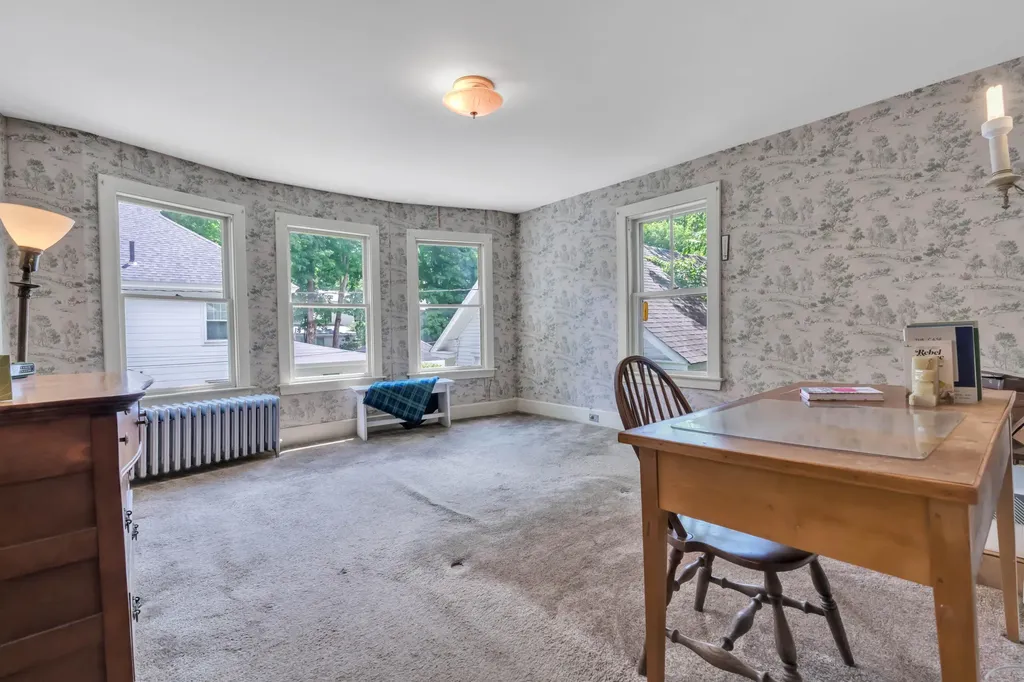 85 South Street Gorham ME 04038