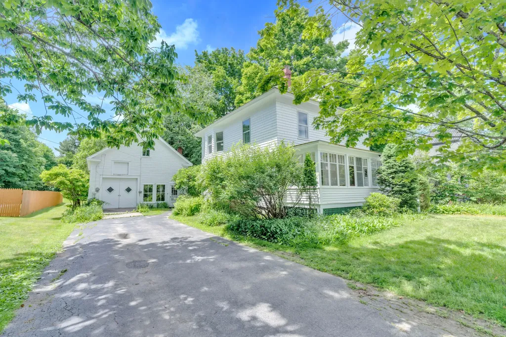 85 South Street Gorham ME 04038