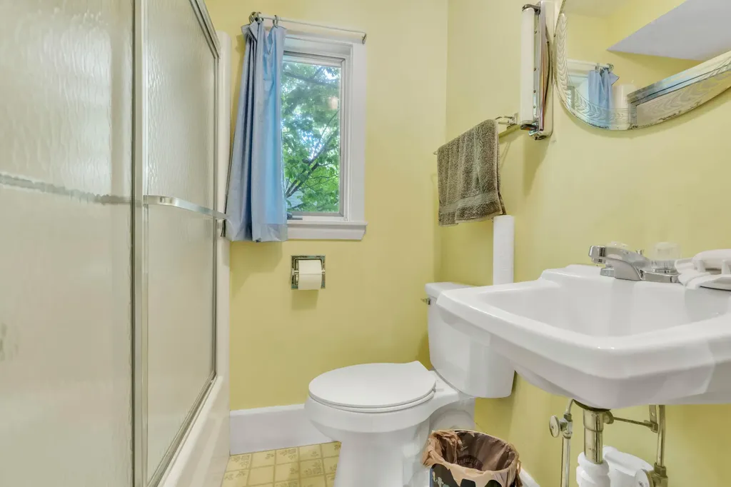 85 South Street Gorham ME 04038