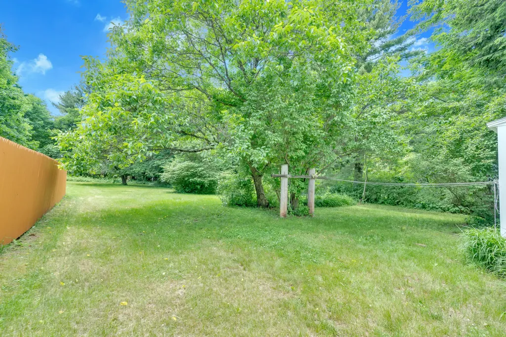 85 South Street Gorham ME 04038