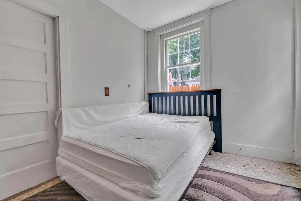 85 South Street Gorham ME 04038