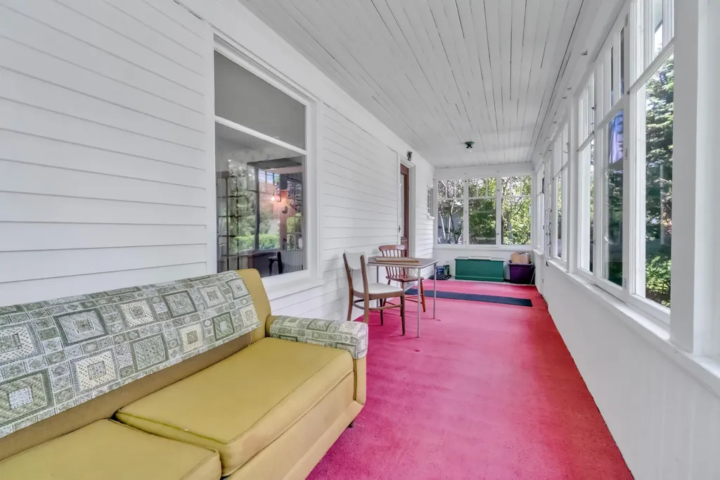 85 South Street Gorham ME 04038