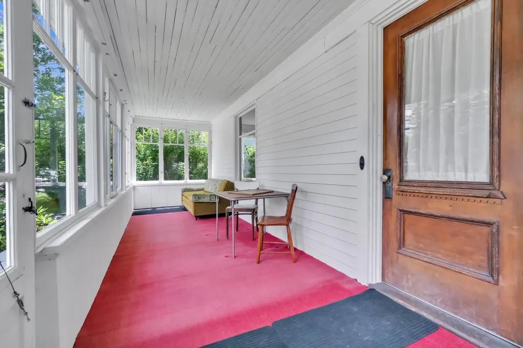 85 South Street Gorham ME 04038