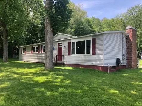 84 Annis Road Hermon ME 04401