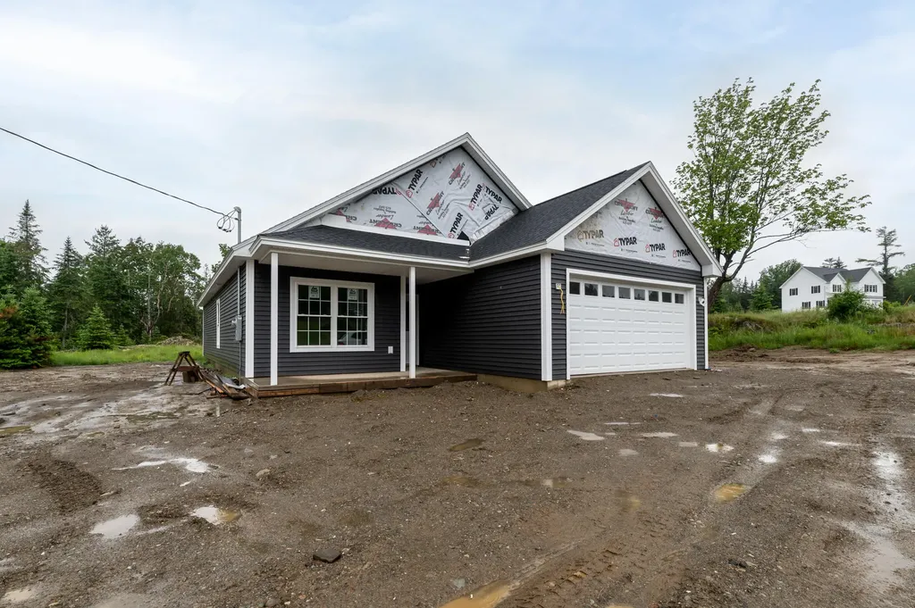 389 Center Drive Orrington ME 04474
