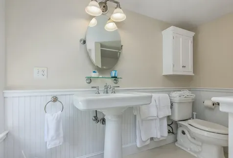199 Middle Road Falmouth ME 04105