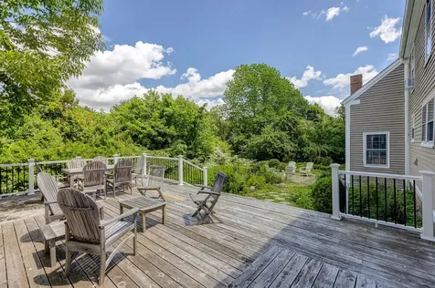 199 Middle Road Falmouth ME 04105
