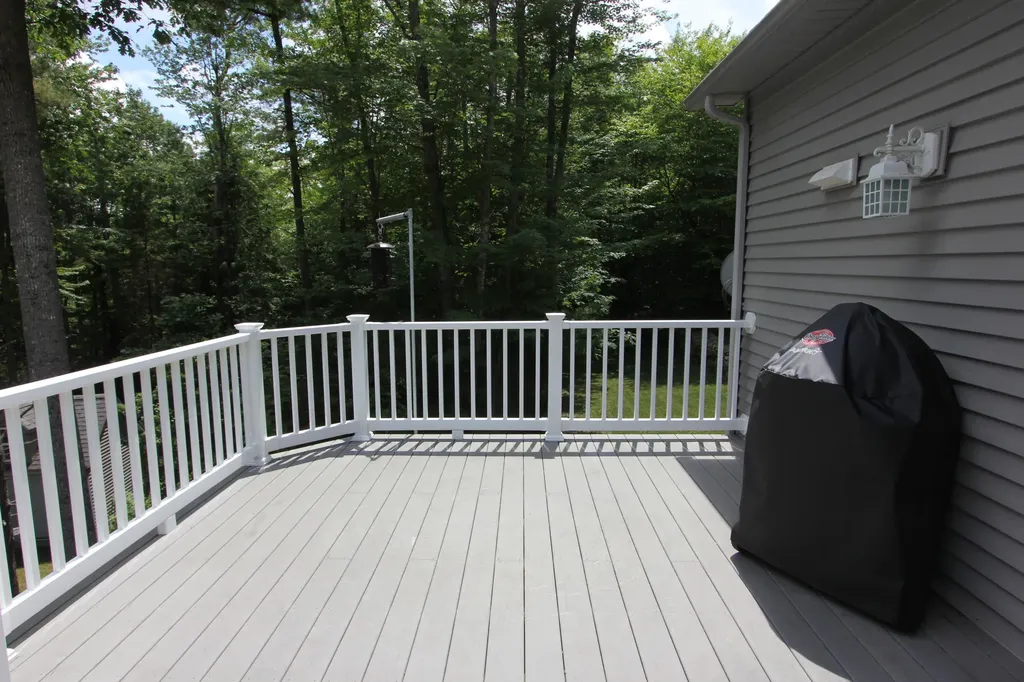 112 Pease Hill Road Monmouth ME 04259