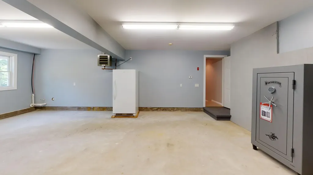 112 Pease Hill Road Monmouth ME 04259