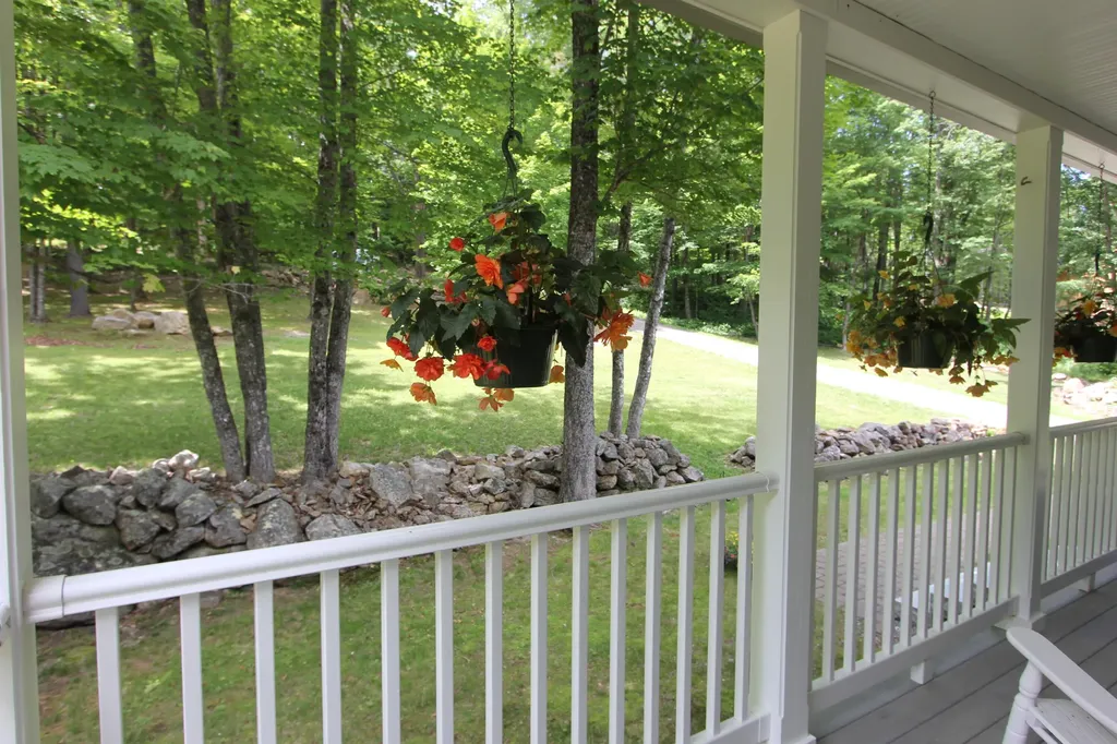 112 Pease Hill Road Monmouth ME 04259