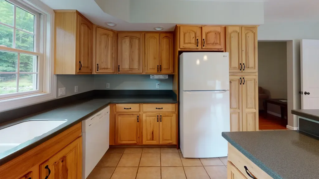 112 Pease Hill Road Monmouth ME 04259