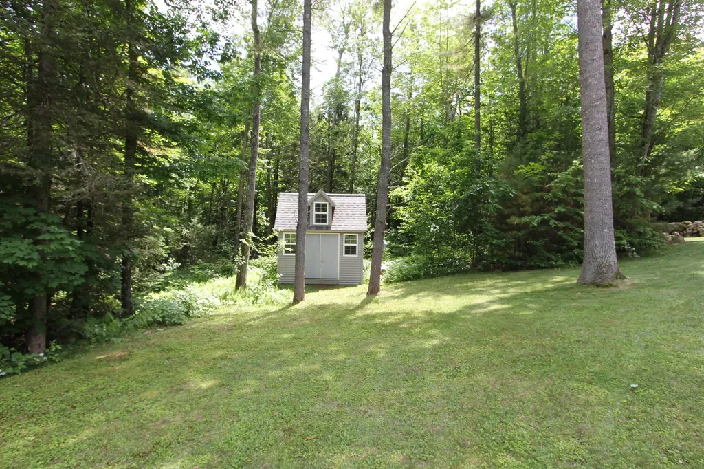 112 Pease Hill Road Monmouth ME 04259