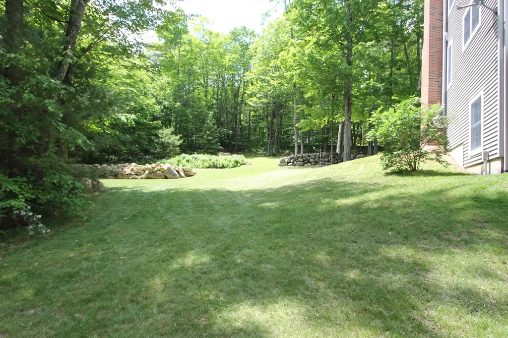 112 Pease Hill Road Monmouth ME 04259