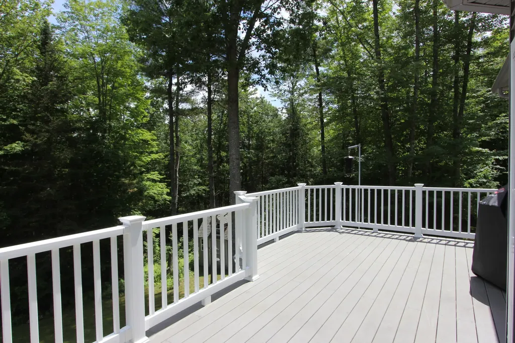112 Pease Hill Road Monmouth ME 04259
