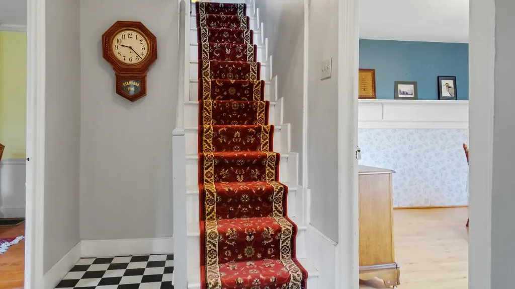 245 River Road Topsham ME 04086