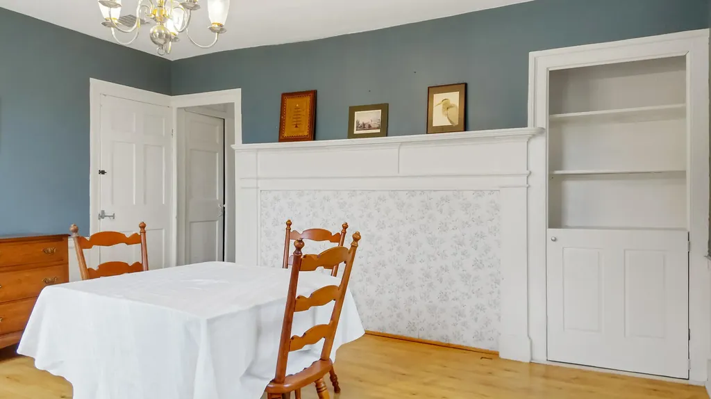 245 River Road Topsham ME 04086