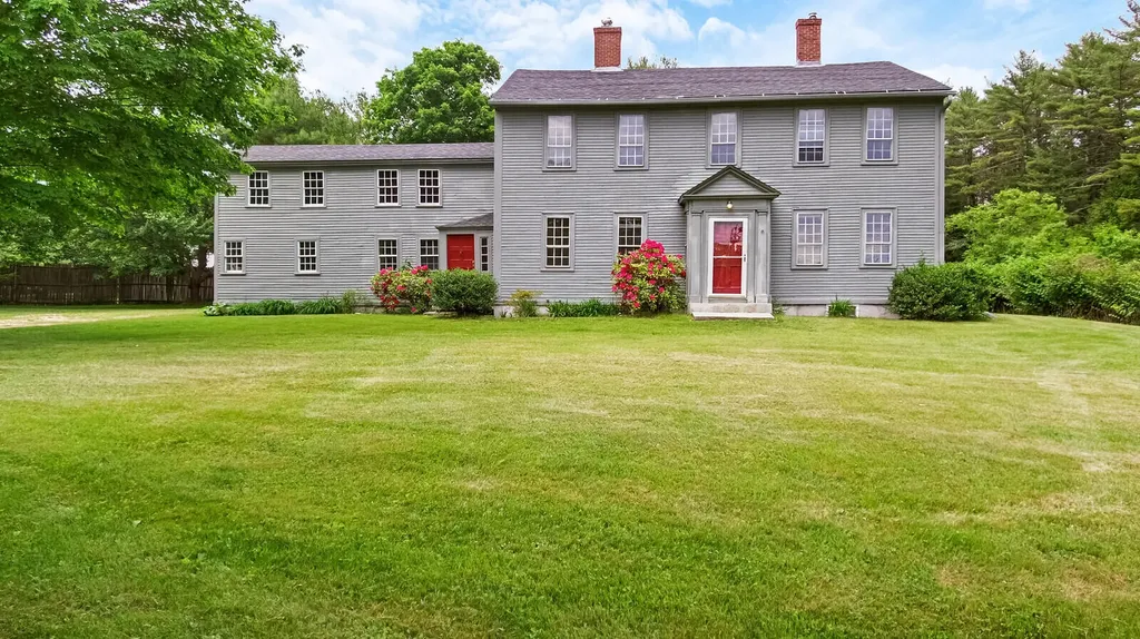 245 River Road Topsham ME 04086