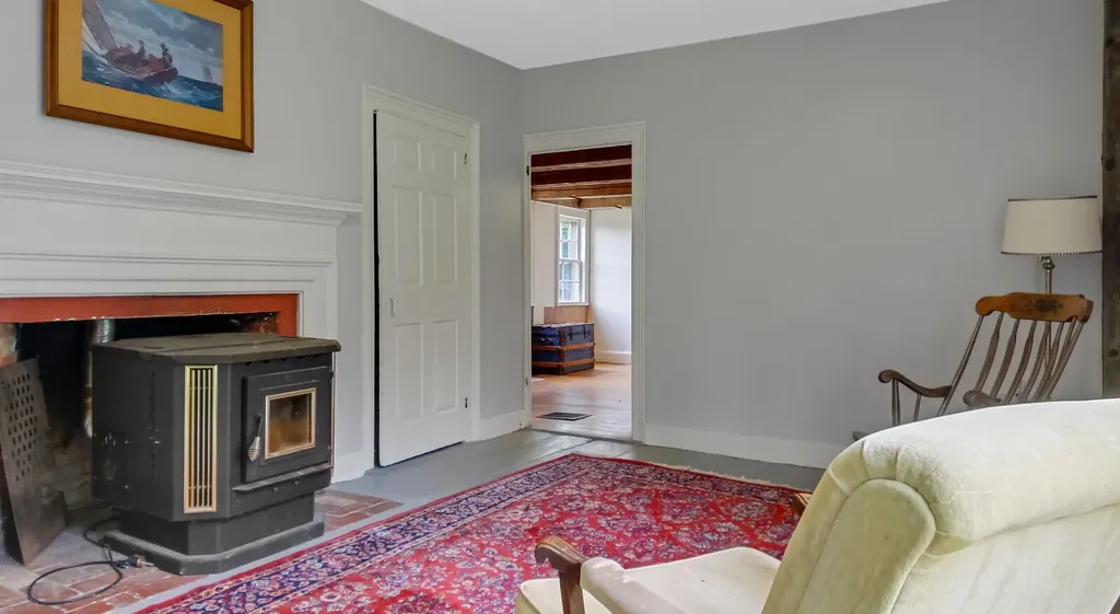 245 River Road Topsham ME 04086