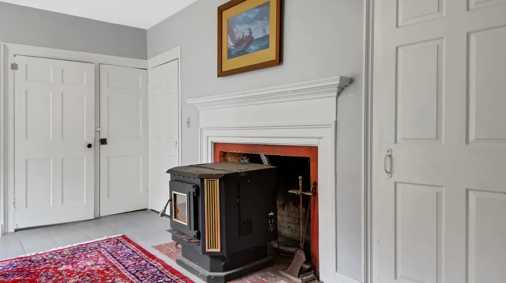 245 River Road Topsham ME 04086