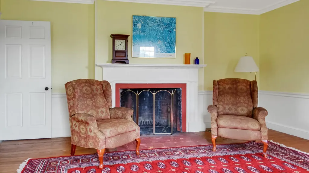 245 River Road Topsham ME 04086