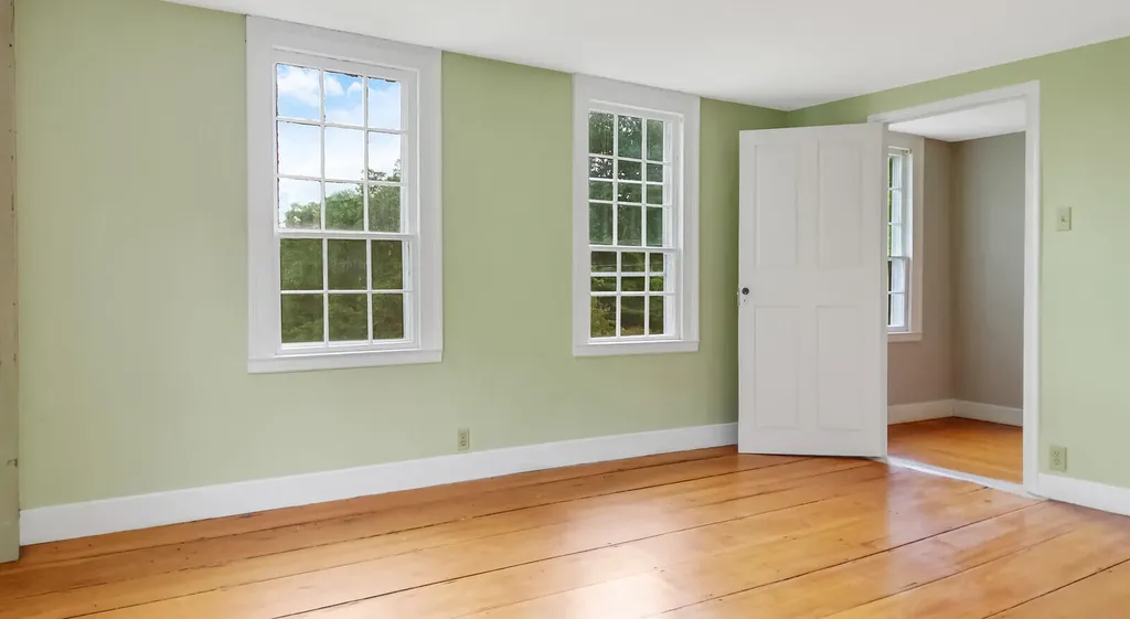 245 River Road Topsham ME 04086