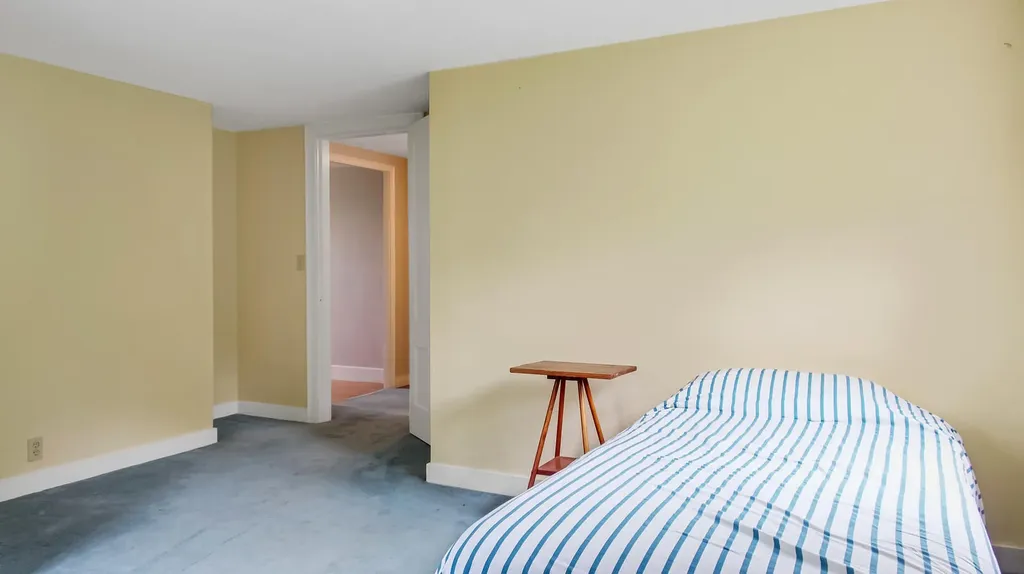 245 River Road Topsham ME 04086