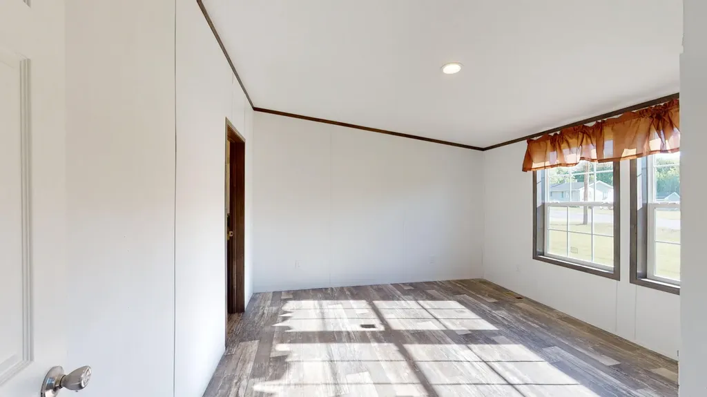231 Middle Road Sabattus ME 04280