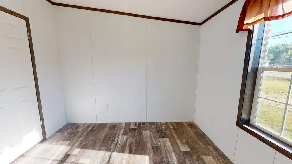 231 Middle Road Sabattus ME 04280