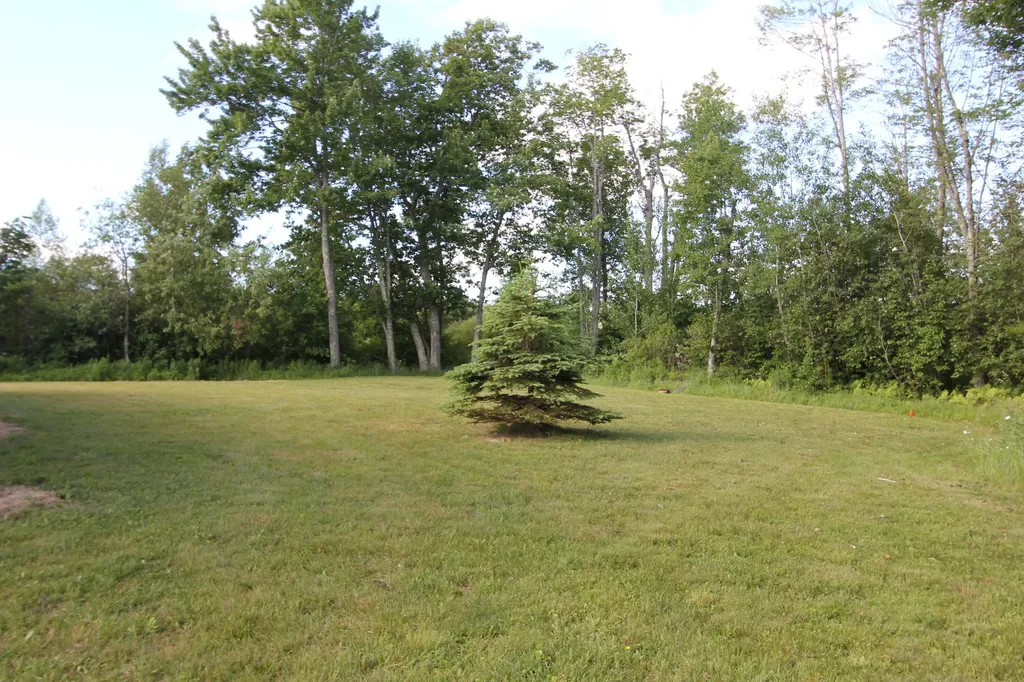 231 Middle Road Sabattus ME 04280