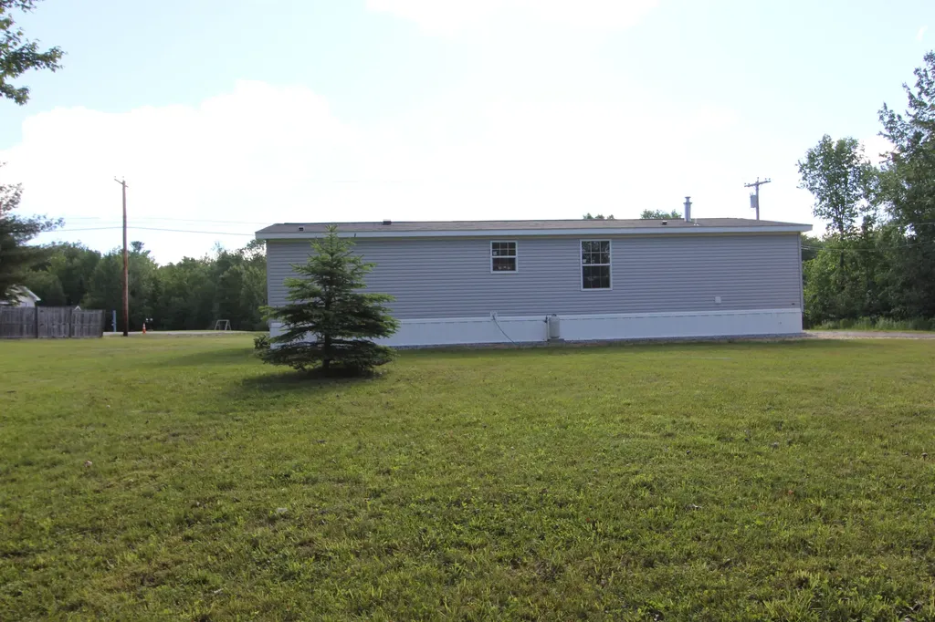 231 Middle Road Sabattus ME 04280