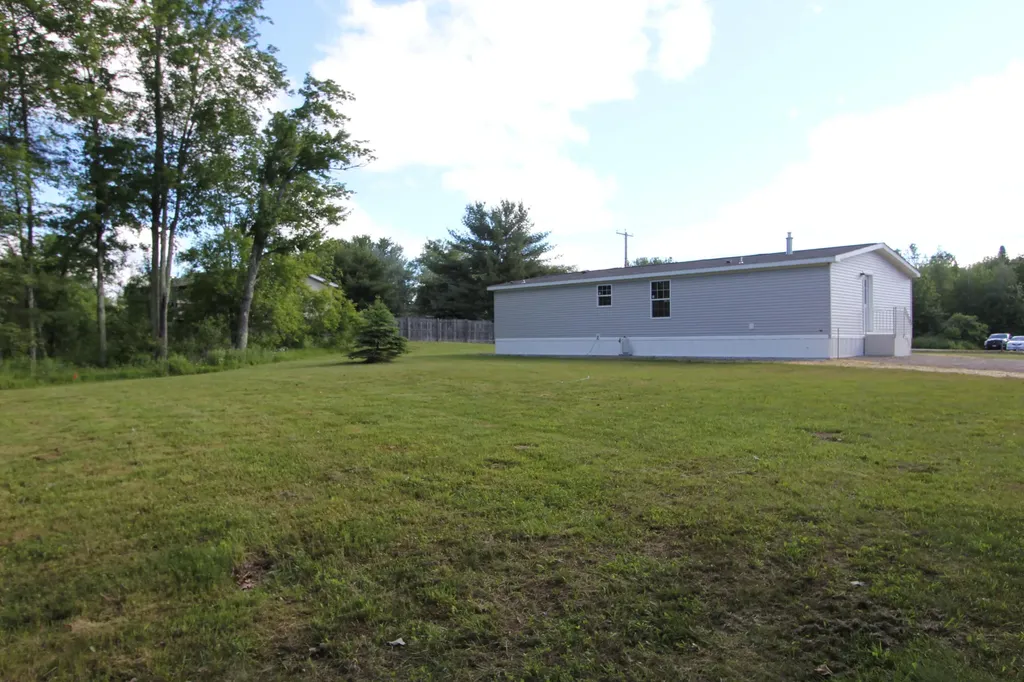 231 Middle Road Sabattus ME 04280