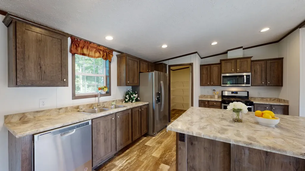 231 Middle Road Sabattus ME 04280